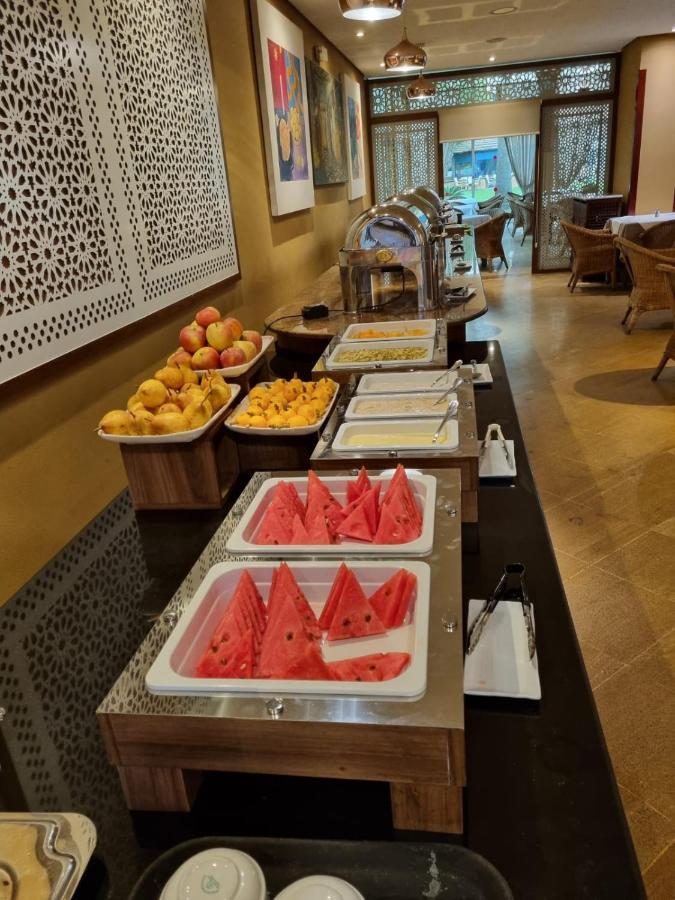 El Oumnia Puerto & Spa แทนเจียร์ ภายนอก รูปภาพ
