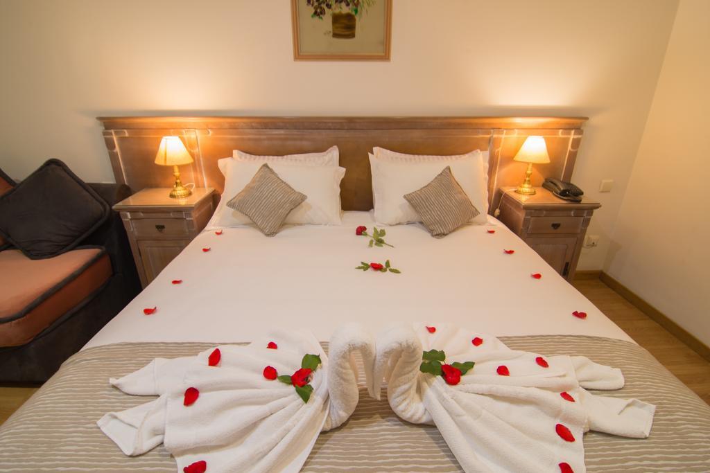 El Oumnia Puerto & Spa แทนเจียร์ ภายนอก รูปภาพ